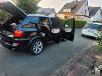 Second-hand BMW X5 306 CP (225 kW) 2012 Negru SUV