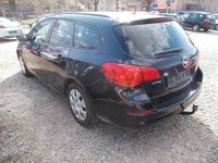 Gebraucht Opel Astra Design Edition 116 PS (85 kW) 2011 Schwarz Kombi