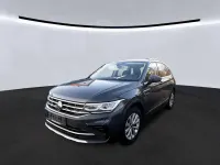 Gebraucht VW Tiguan Elegance 150 PS (110 kW) 2023 Grau SUV