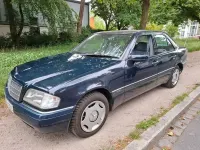 Gebraucht Mercedes C180 Classic 122 PS (89 kW) 1994 Blau Limousine