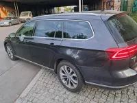 Gebraucht VW Passat 150 PS (110 kW) 2018 Grau Kombi