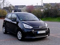 Gebraucht Hyundai i10 Trend 87 PS (63 kW) 2017 Schwarz Kleinwagen
