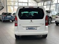 Gebraucht Peugeot Partner Active 99 PS (72 kW) 2015 Lack weiss banquise/deckende l Van / Kleinbus