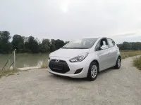Gebraucht Hyundai i20 125 PS (91 kW) 2019 Silber Kleinwagen