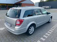 Gebraucht Opel Astra 85 PS (62 kW) 2010 Beige Kombi