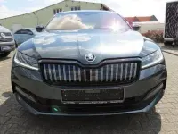 Gebraucht Skoda Superb SportLine 218 PS (160 kW) 2020 Grau metallic Kombi