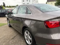Gebraucht Audi A3 Attraction 150 PS (110 kW) 2015 Grau Limousine