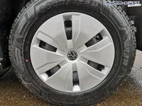 Neu VW T7 100 kW (136 PS) 2026 Clear white Van