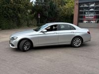 Gebraucht Mercedes E200 184 PS (135 kW) 2018 Silber Limousine