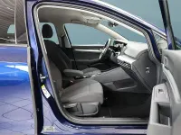 Second-hand VW Golf VIII 150 CP (110 kW) 2022 Albastru Hatchback