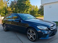 Gebraucht Mercedes C220 204 PS (150 kW) 2018 Blau Kombi