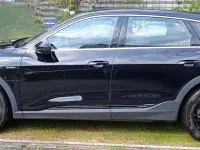 Gebraucht Audi e-tron Premium 230 kW (313 PS) 2021 Schwarz SUV