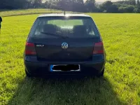 Gebraucht VW Golf IV 75 PS (55 kW) 2004 Schwarz Kleinwagen