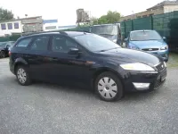 Gebraucht Ford Mondeo Trend 140 PS (102 kW) 2008 Marineblau Kombi