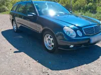 Second-hand Mercedes E200 163 CP (119 kW) 2005 Negru Break