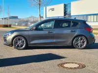 Usado Ford Focus ST-Line X 155 CV (114 kW) 2020 Gris Berlina