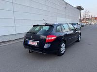 Gebraucht Renault Laguna III 150 PS (110 kW) 2009 Blau Kombi
