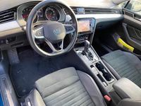 Gebraucht VW Passat Elegance 150 PS (110 kW) 2021 Aquamarinblau metallic (metallic) Kombi