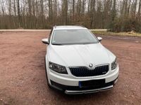 gebraucht Skoda Octavia 2.0 TDI DSG 4x4 Scout Combi Scout