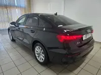 Gebraucht Audi A3 Basis 116 PS (85 kW) 2022 Schwarz Limousine