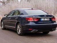 Gebraucht Lexus LS460 360 PS (264 kW) 2013 Blau Limousine
