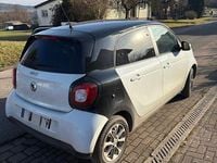 Gebraucht Smart ForFour 71 PS (52 kW) 2019 Weiß Kleinwagen