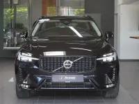 Gebraucht Volvo XC60 Plus 197 PS (144 kW) 2023 Schwarz metallic SUV