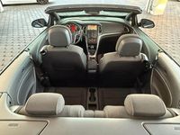 Gebraucht Opel Cascada Edition 120 PS (88 kW) 2014 Azur blau (m2) (metallic) Cabrio