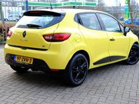 Gebraucht Renault Clio IV Expression 90 PS (66 kW) 2013 Gelb Limousine