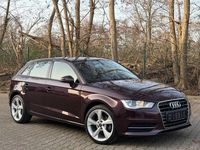 Gebraucht Audi A3 Attraction 110 PS (80 kW) 2015 Other Limousine