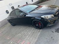 Second-hand Mercedes CLA180 2017 Negru Berlinǎ