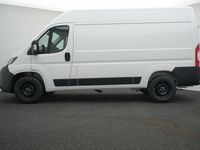 Gebraucht Peugeot Boxer 140 PS (102 kW) 2025 Lackierung weiss icy/typ aussenverkleidung spiegel flach standard Van