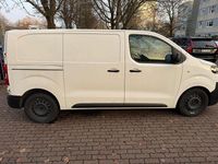 Gebraucht Opel Vivaro 122 PS (89 kW) 2020 Weiß Van / Kleinbus
