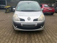 Gebraucht Renault Modus 60 PS (44 kW) 2009 Silber Van / Kleinbus