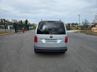 Gebraucht VW Caddy 102 PS (75 kW) 2016 Silber Van / Kleinbus