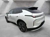 Neu Lynk & Co 08 349 PS (256 kW) 2026 Weiß SUV