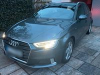 Gebraucht Audi A3 Sport 150 PS (110 kW) 2018 Grau Limousine