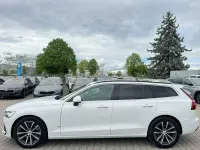 Gebraucht Volvo V60 Momentum 163 PS (119 kW) 2021 Weiß Kombi