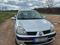 Gebraucht Renault Clio II 98 PS (72 kW) 2005 Silber Kleinwagen