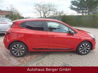 Neu Mitsubishi Colt Plus 91 PS (66 kW) 2025 Rot Limousine
