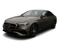Usado Mercedes E200 Night 2024 Marrón Berlina