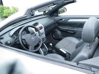 Gebraucht Opel Tigra Basis 90 PS (66 kW) 2006 Starsilber iii m2 Cabrio