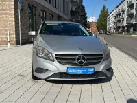 Gebraucht Mercedes A180 122 PS (89 kW) 2015 Silber Kleinwagen