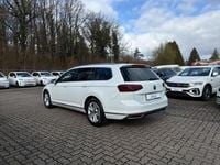 Gebraucht VW Passat Elegance 190 PS (139 kW) 2023 Weiß Kombi