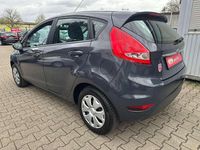 Gebraucht Ford Fiesta Trend 60 PS (44 kW) 2011 Midnight skygrau metallic Kleinwagen