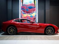 Second-hand Ferrari F12 741 CP (545 kW) 2015 Roșu Coupe