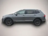 Gebraucht VW Tiguan Allspace Life 190 PS (139 kW) 2022 Grau SUV