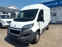 Gebraucht Peugeot Boxer 110 PS (80 kW) 2017 Weiß Van
