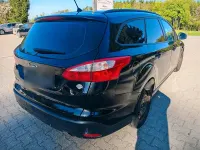 Gebraucht Ford Focus 115 PS (84 kW) 2014 Schwarz Kombi