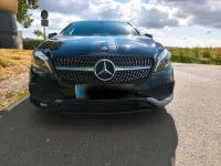 Gebraucht Mercedes A180 AMG line 122 PS (89 kW) 2017 Schwarz Kleinwagen